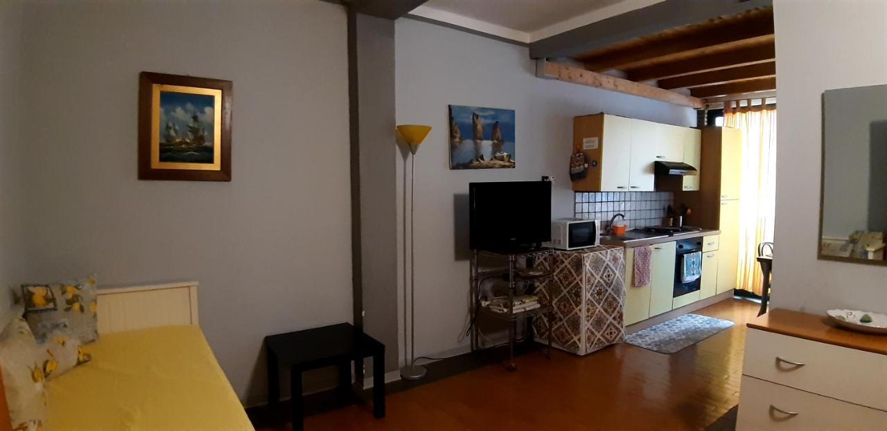 Apartment Trezza Aci Trezza Dış mekan fotoğraf