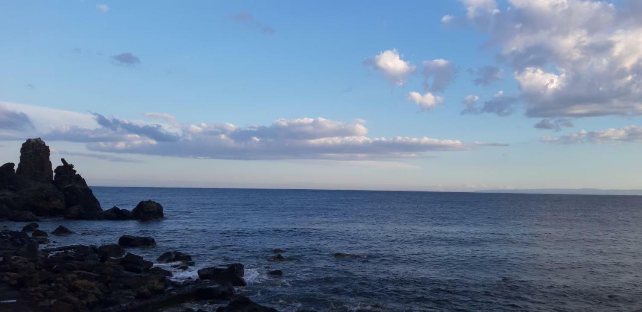 Apartment Trezza Aci Trezza Dış mekan fotoğraf